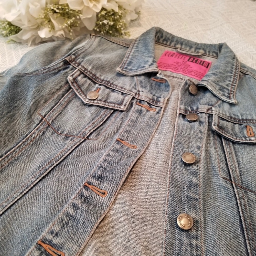 Jean jacket - Picture 3 of 3
